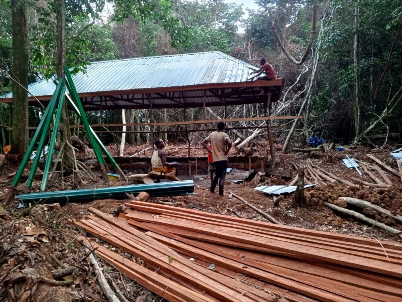 Du braconnage aux constructions du parc: histoire d’une reconversion